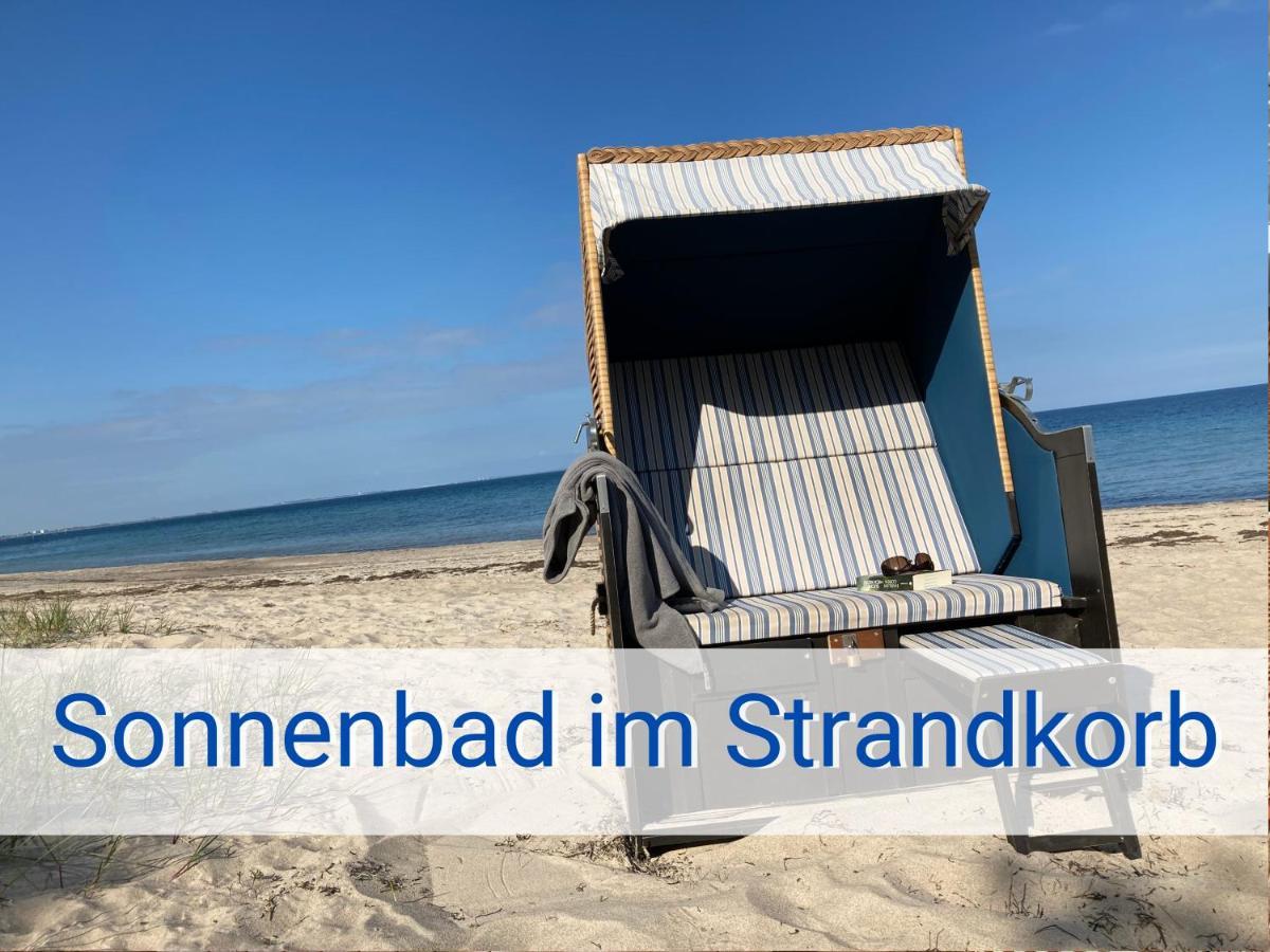 Böltser Hus Ferienwohnungen mit Strandkorb und Kamin 10 Gehminuten zum kurtaxefreien Sandstrand Kraksdorf Exterior foto